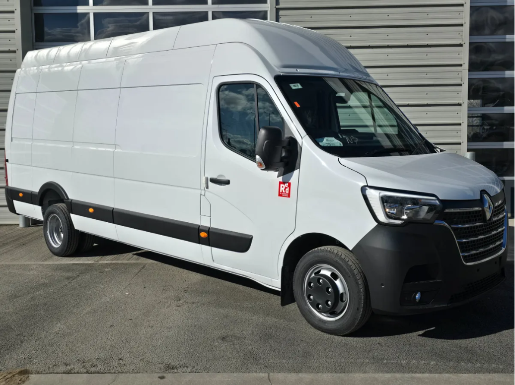 Renault Master Red Edition L4H3 RTWD 145BHP 1